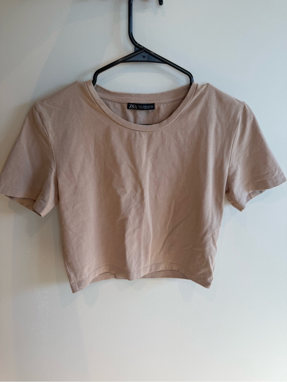 Zara Cropped Tee in Taupe Beige
